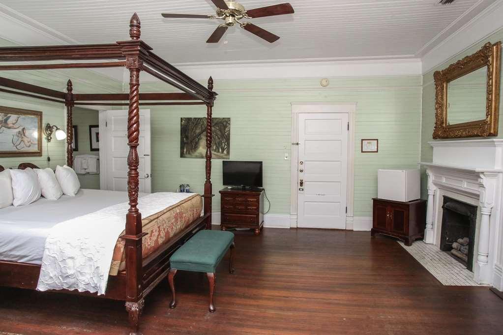 Coombs Inn & Suites アパラチコラ エクステリア 写真